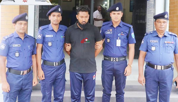 গ্রেপ্তার জাকির হোসেন